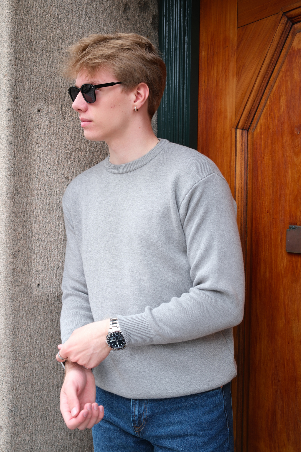 „Crewneck“ megztinis - šviesiai pilka
