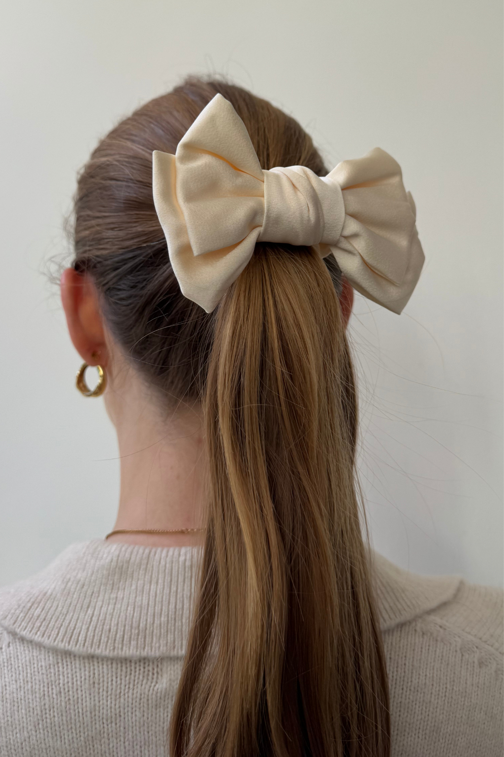 Double Bow Scrunchie - Beige