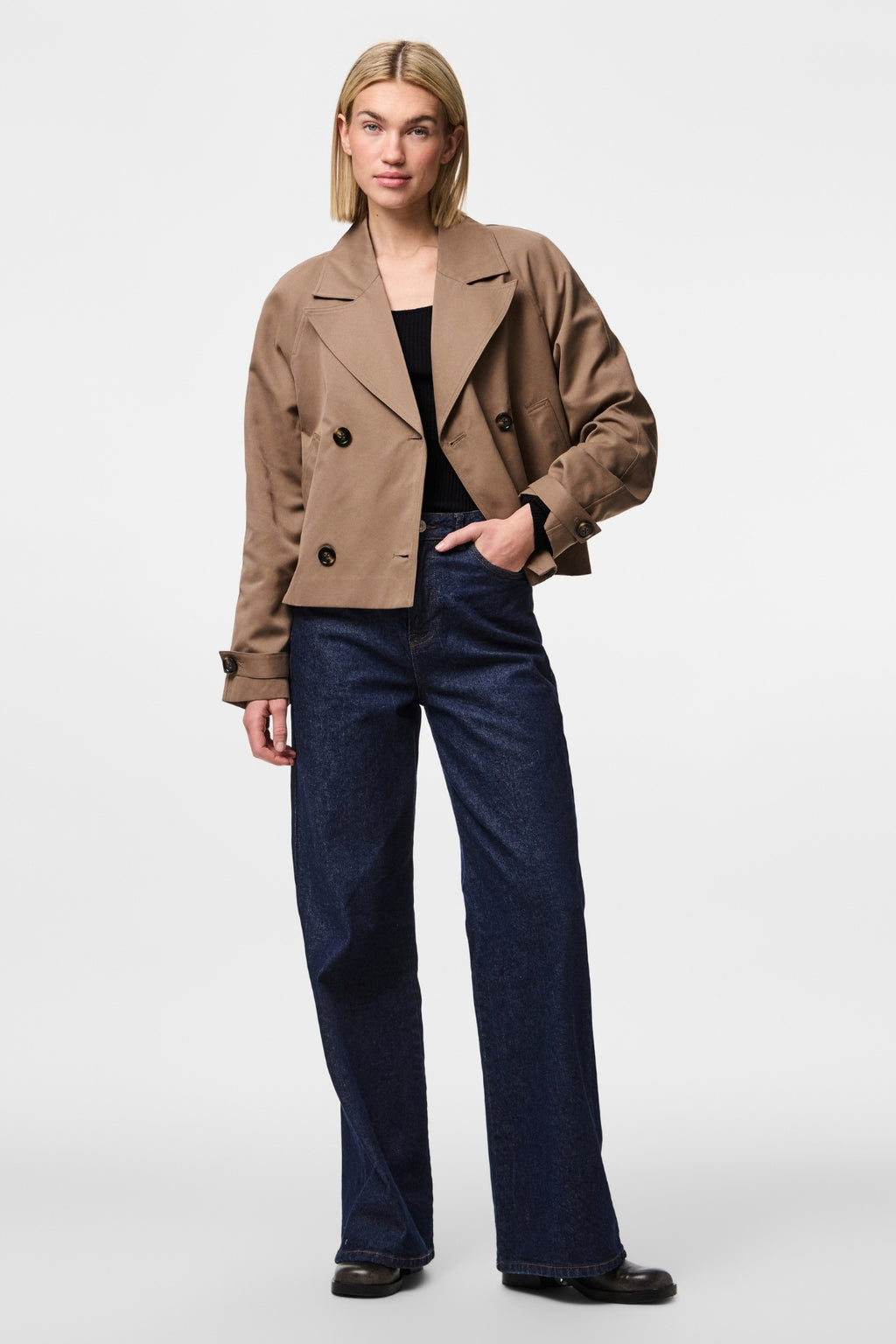 Scarlett trumpas paltas – rudas lęšis