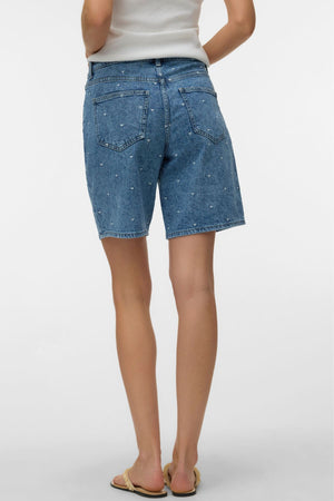 Tess Mr Long Denim Short – vidutinio mėlynumo džinsas – širdelė