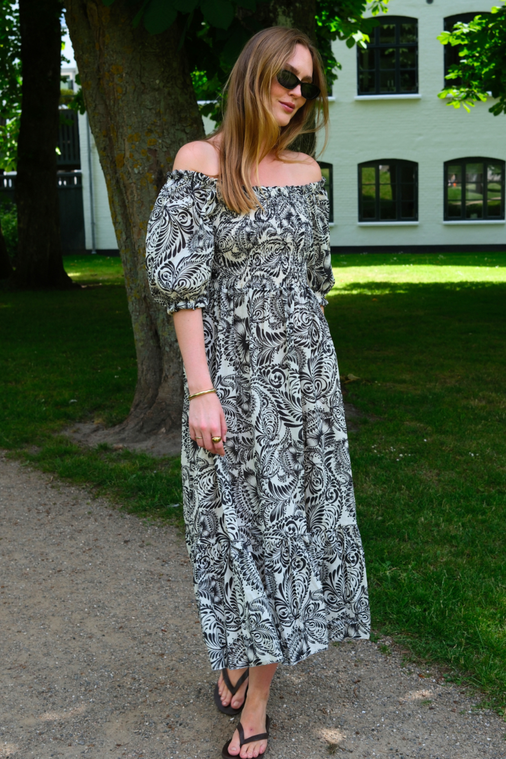 Lia suknelė - juoda