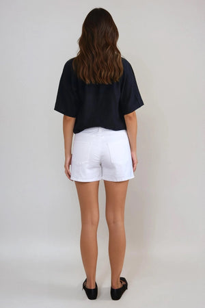 Jihan Ellenhw Shorts - Cloud Dancer