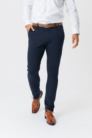 Megzta kepurė - Tamsiai smėlio spalvos