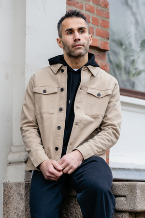 Twill viršūnė - tamsus smėlis