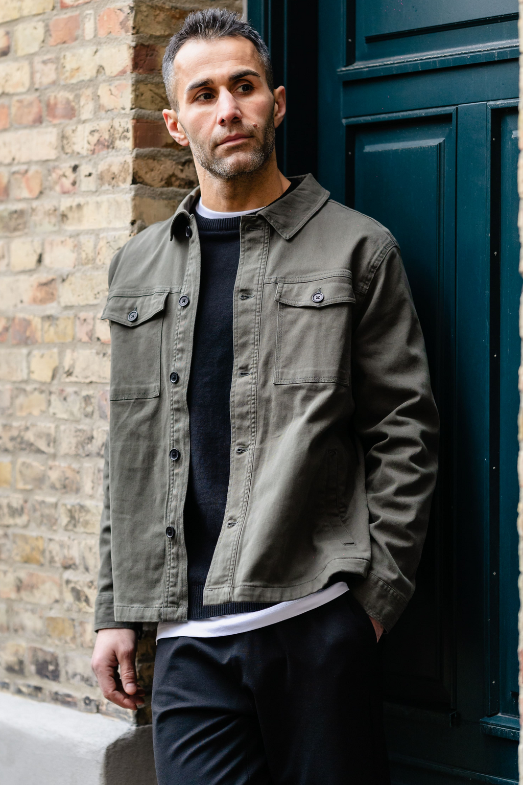 Twill viršūnė - tamsi alyvuogė