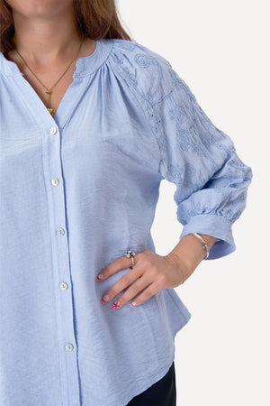 Frida Shirt - Light Blue