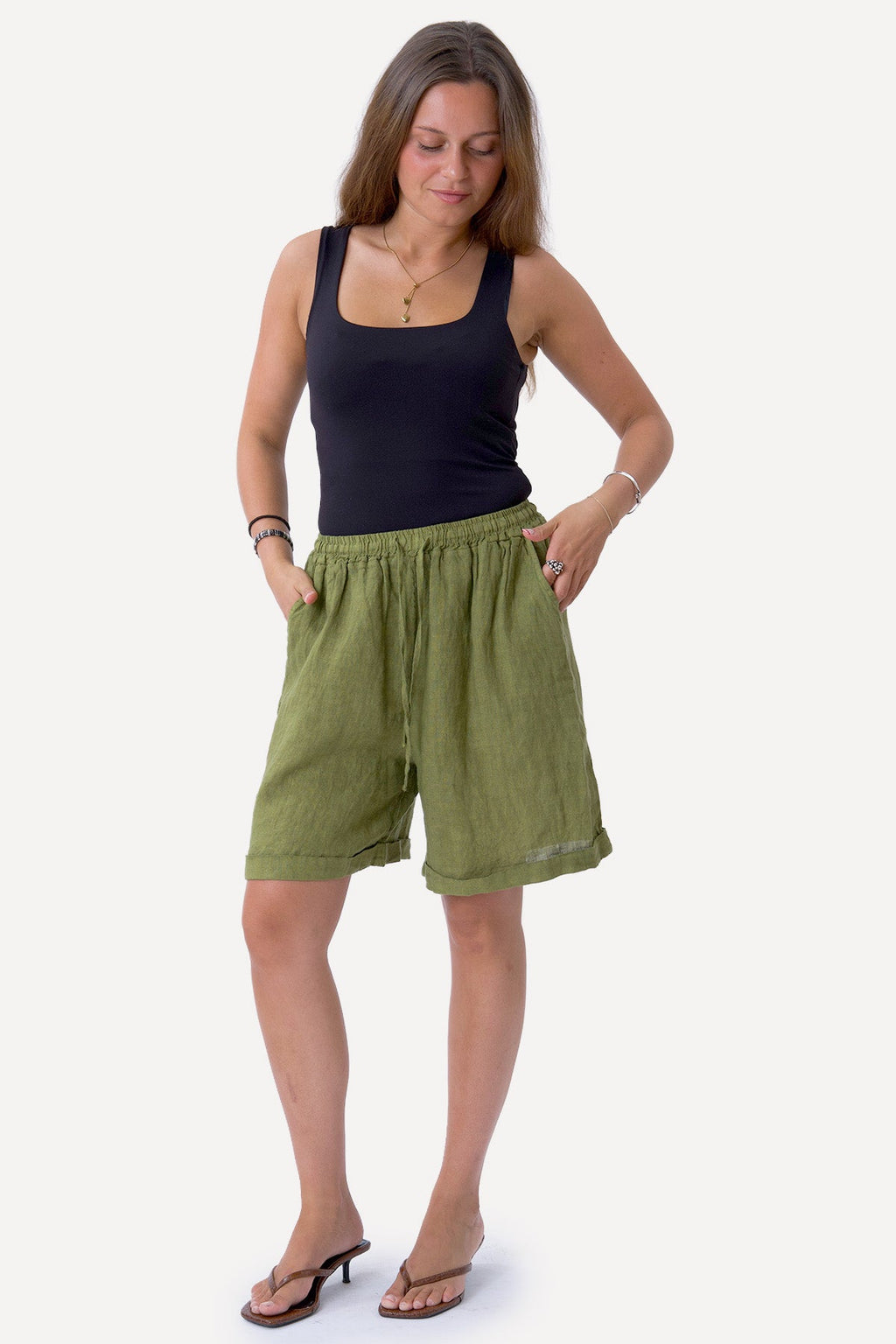 Linai Shorts - Alyvuogių