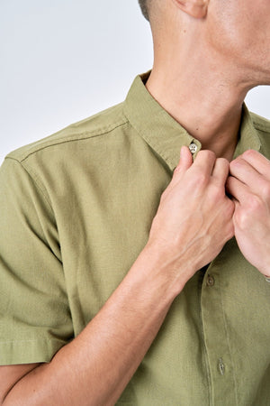 Lininiai marškinėliai trumpomis rankovėmis – žali