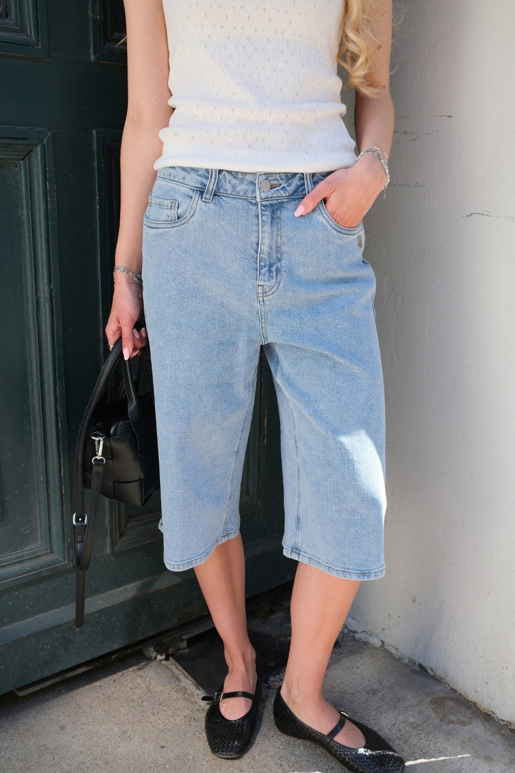 Izra Bermuda Shorts - Vidutiniškai mėlynas džinsinis audinys