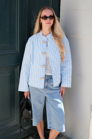 „Siri“ dygsniuotas striukė - „Chambray Blue“