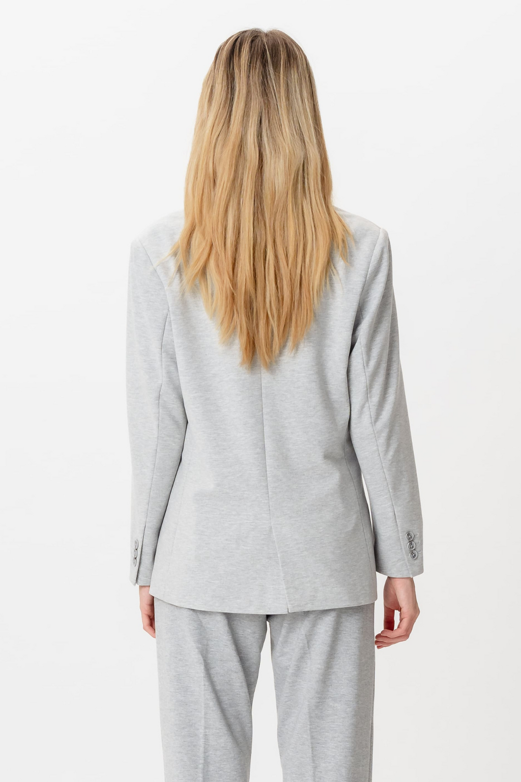 Klasikinio stiliaus švarkas – šviesiai pilkas