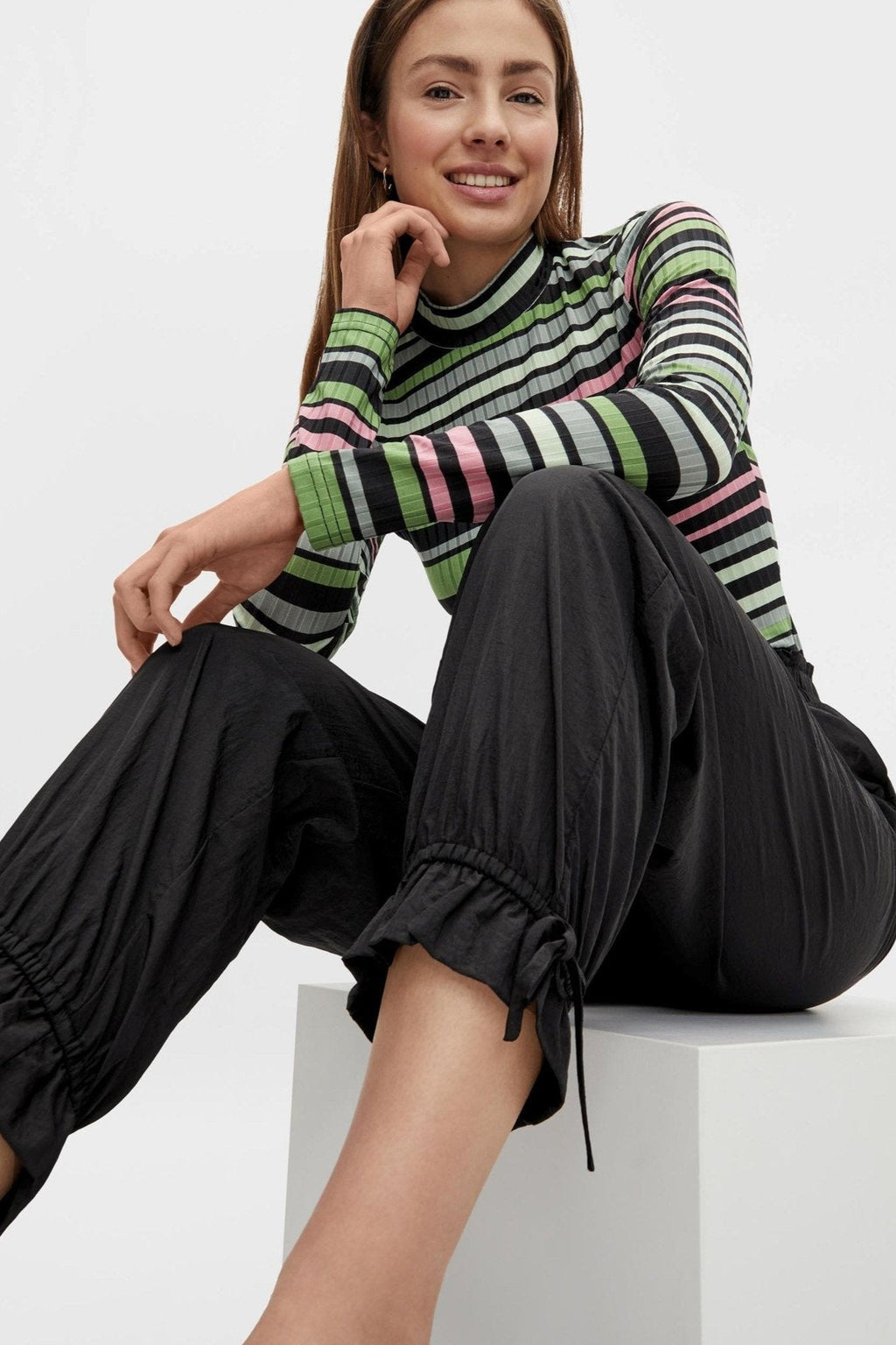 Silena aukšto juosmens Pants - juoda