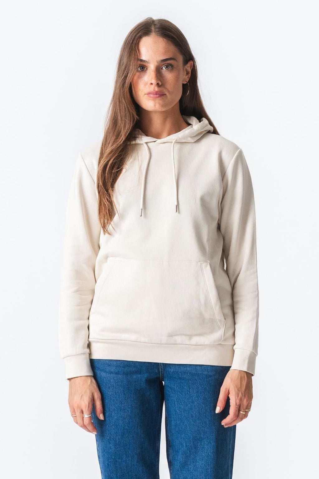 Basic Hoodie prakaitas - lengvas smėlio spalvos