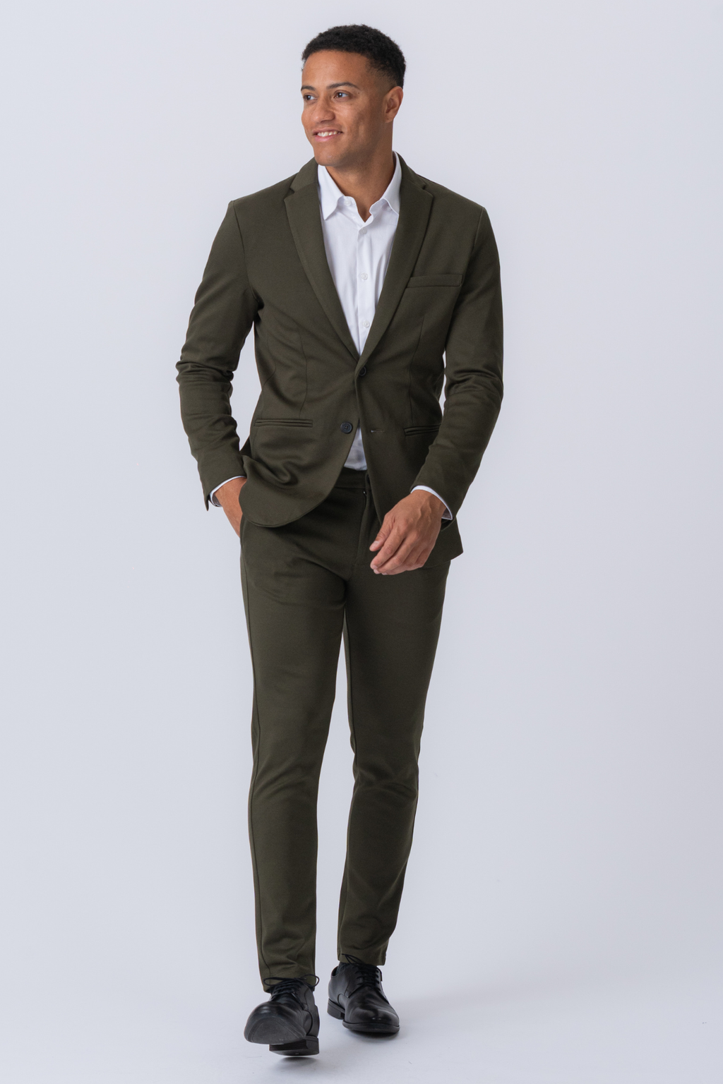 The Original Performance Suit™️ (tamsiai žalia) + kaklaraištis - Paketo pasiūlymas