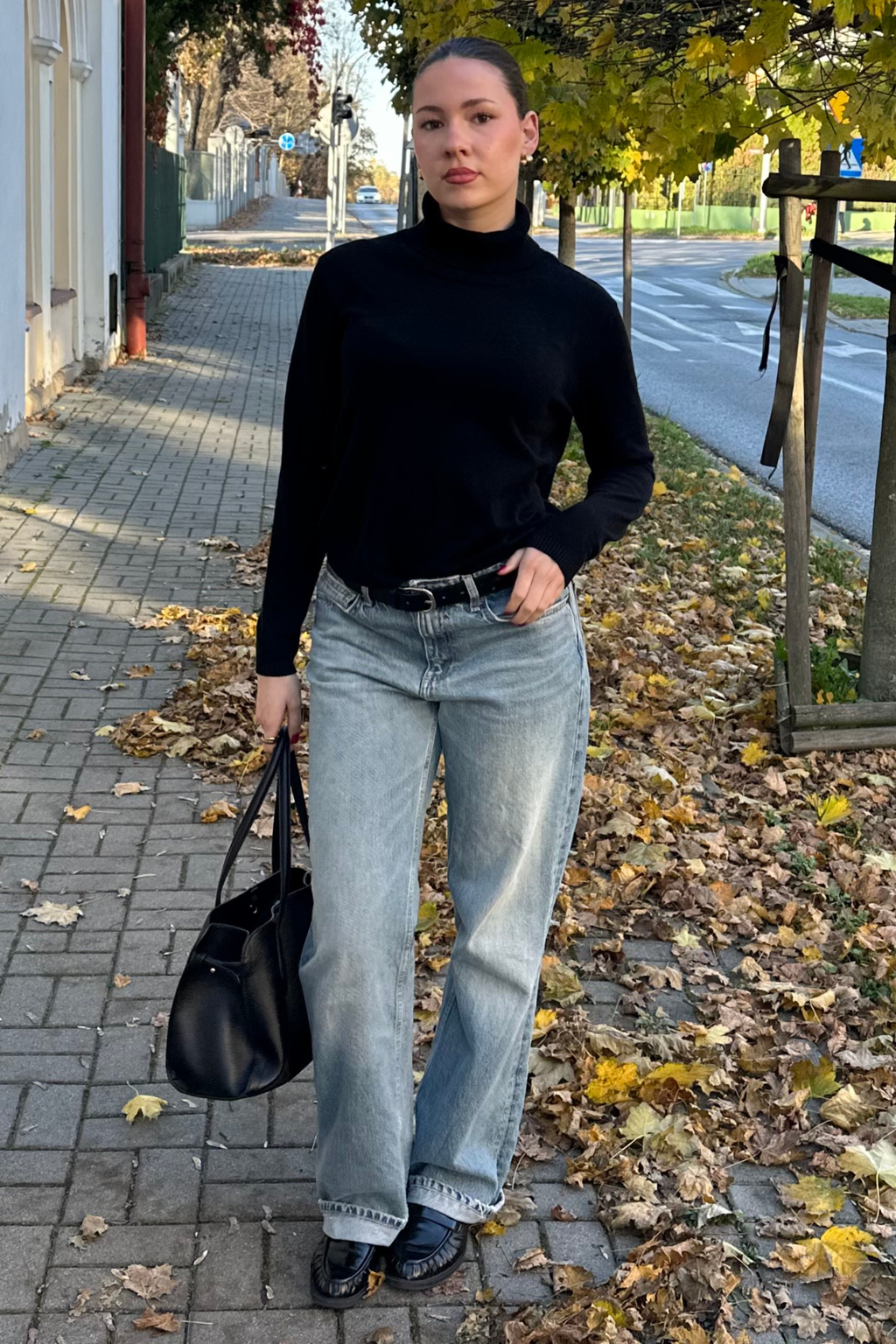 Amelia megztas - juoda