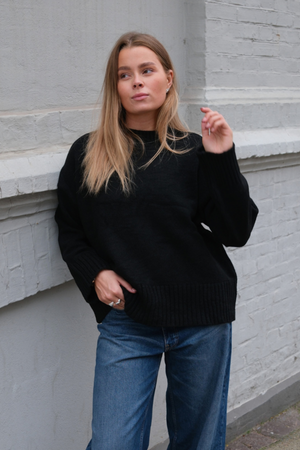 Martina Knit - juoda