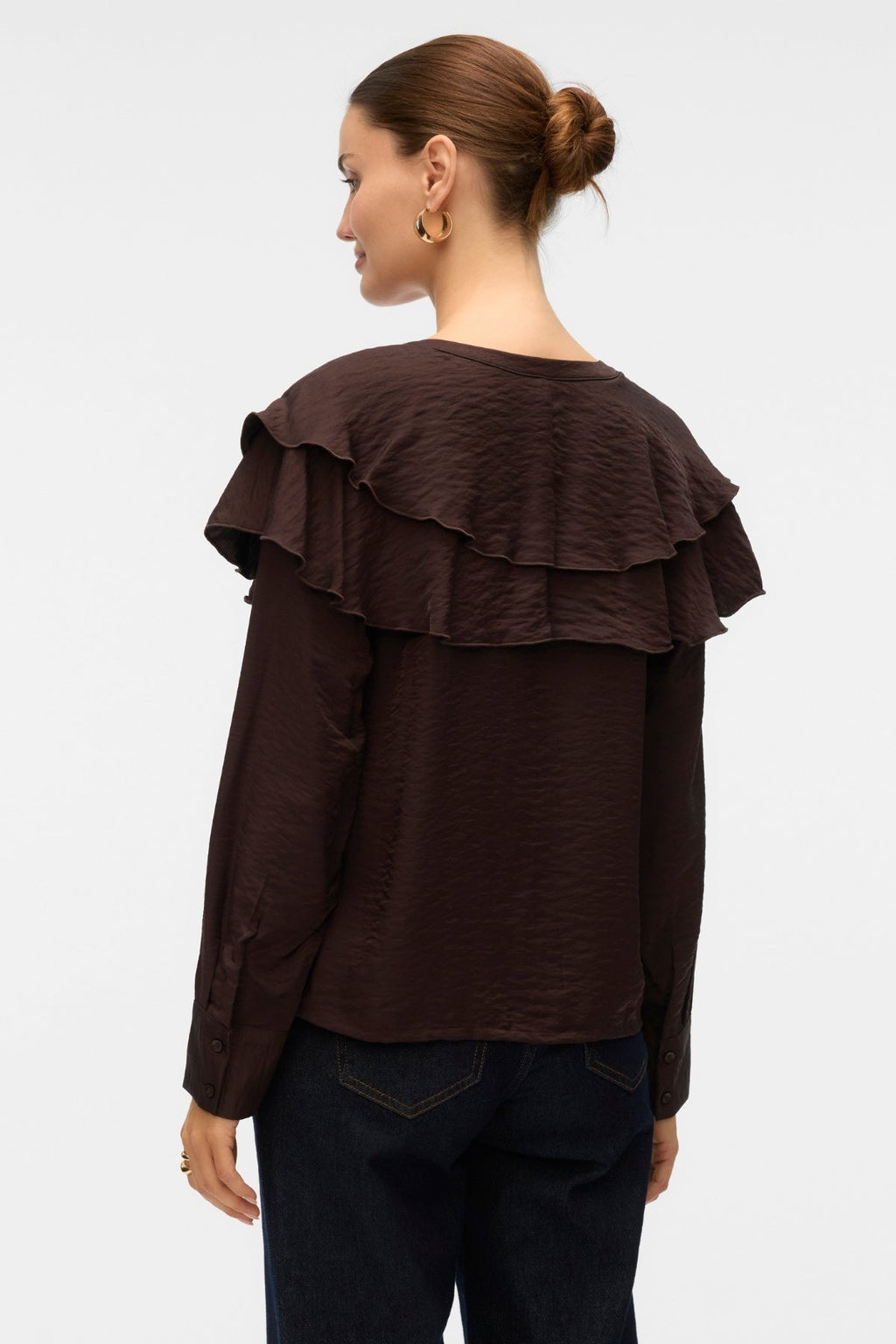 „Lizzi Flounce Top“ - šokolado tortas