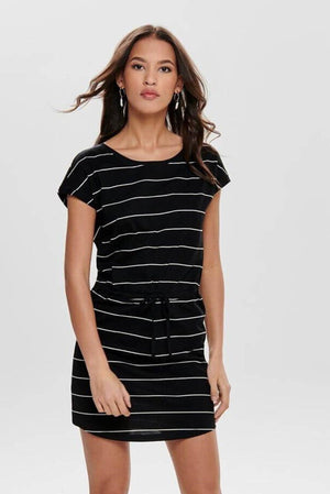 Maja suknelė - juoda