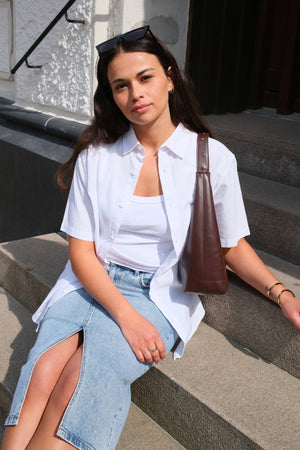 Trumpų rankovių lininiai marškiniai - balti