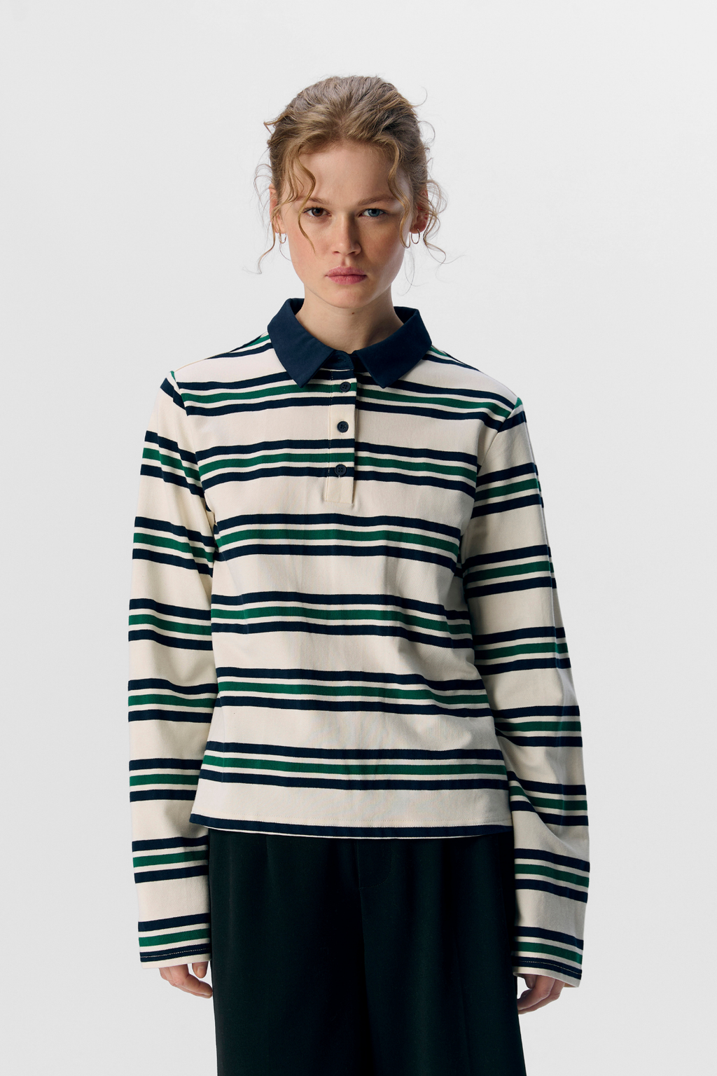 „Nana L/S Polo Top“ - „Sky“ kapitonas