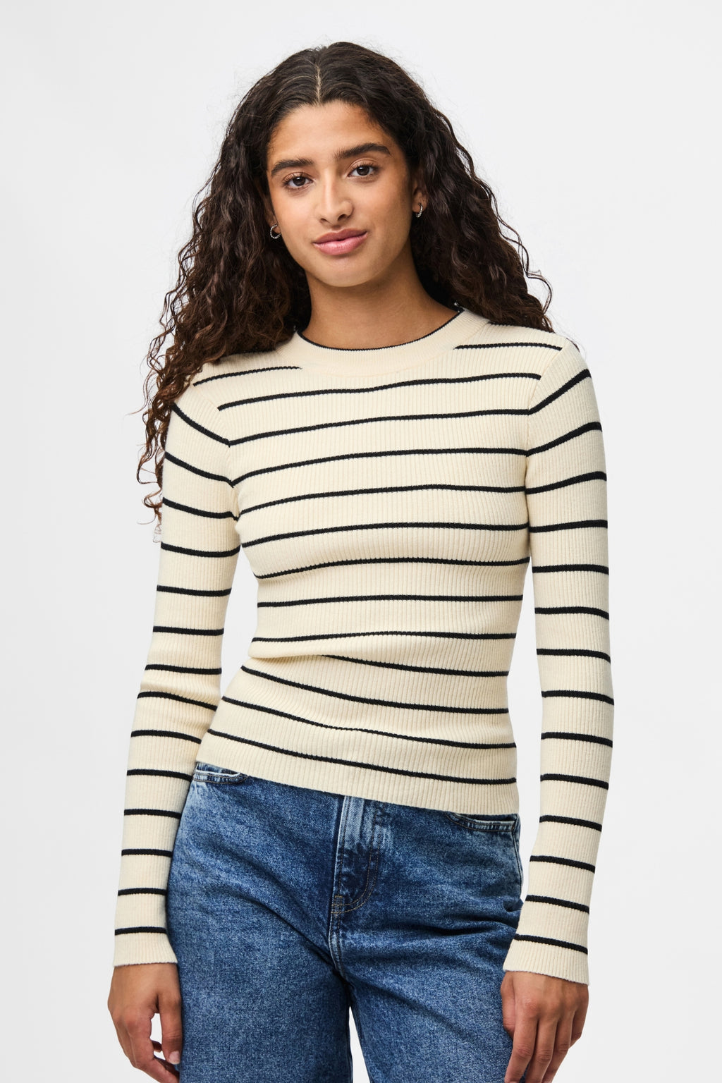 Mira New O-Neck Knit - beržas/juodas