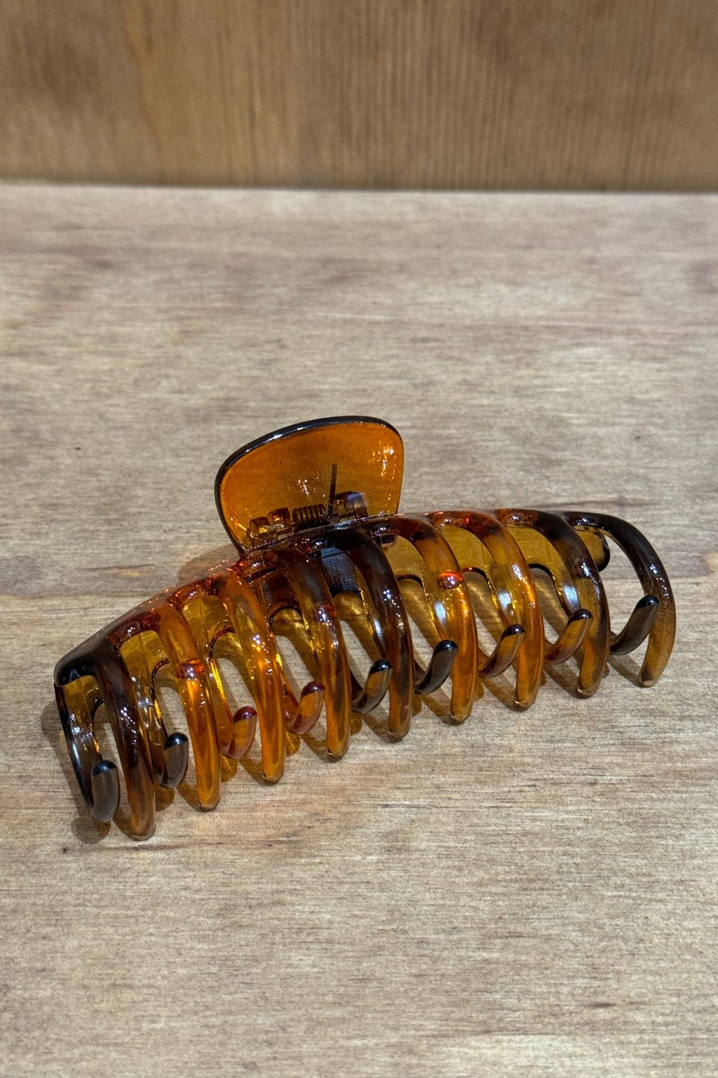 Olivia plaukų spaustukas - rudas