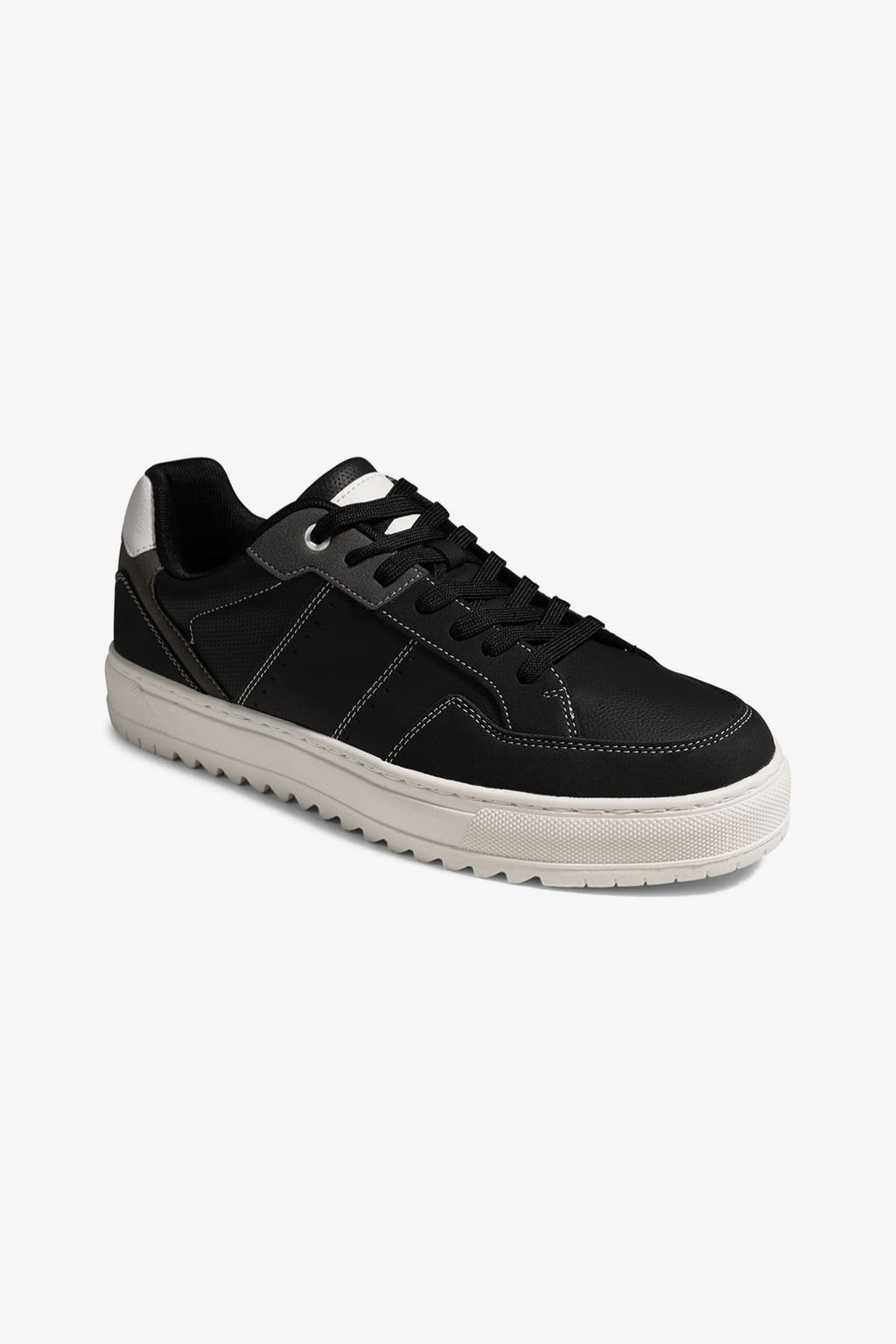 Classic Sneaker - Black