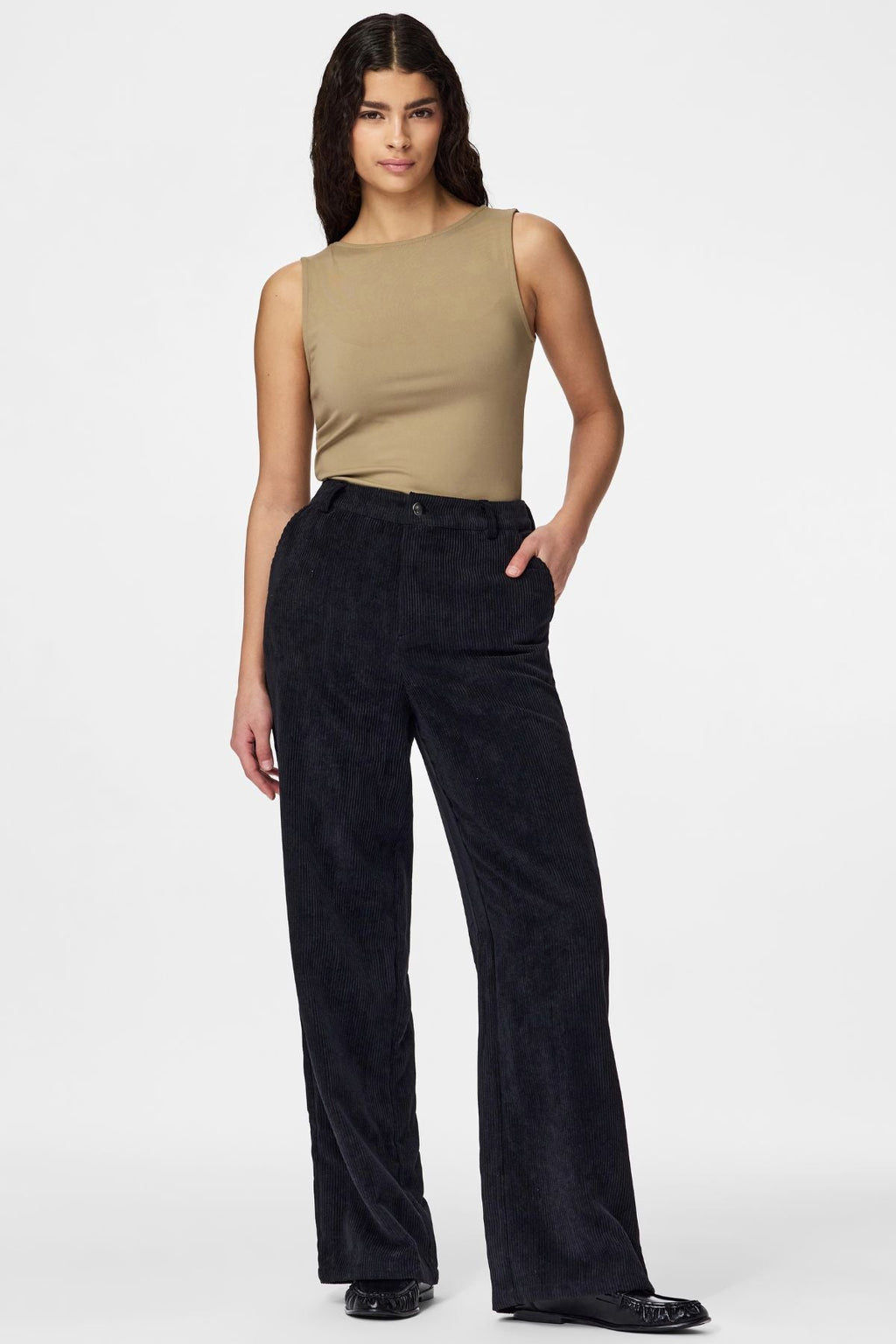 „Lula“ apverčiamas bakas – Greige