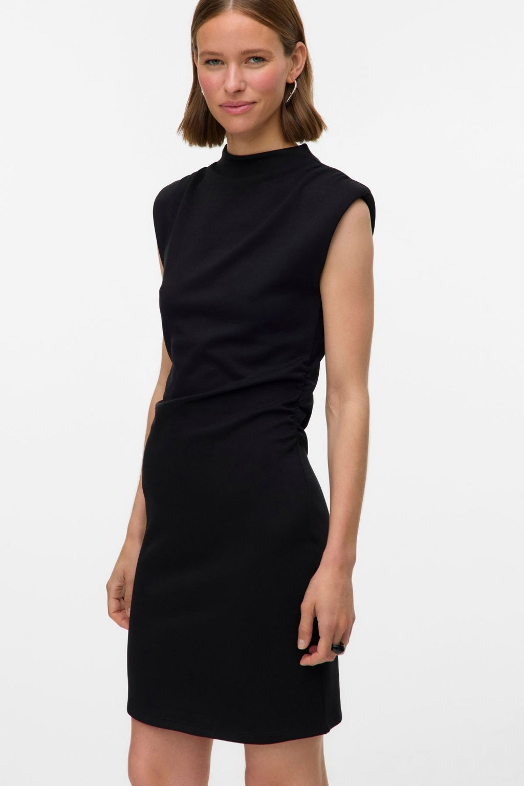 Nelli aukšto kaklo trumpa suknelė - juoda