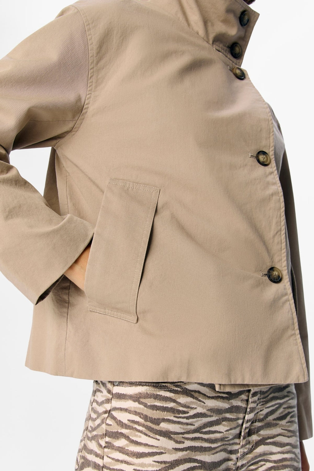 Gro Re Short Striukė – Desert Taupe