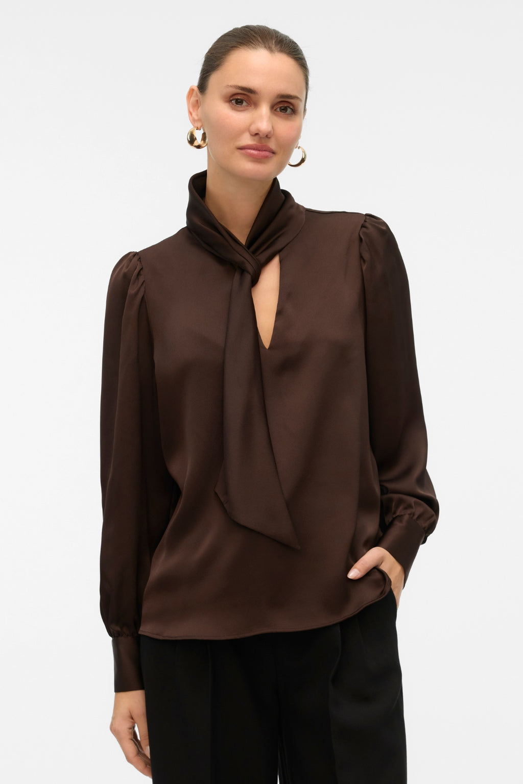 Nini CŽV viršuje - šokolado tortas