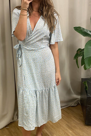 Dina 2/4 Wrapped Dress - Blue