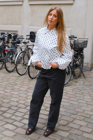 Isabel striukė – balta