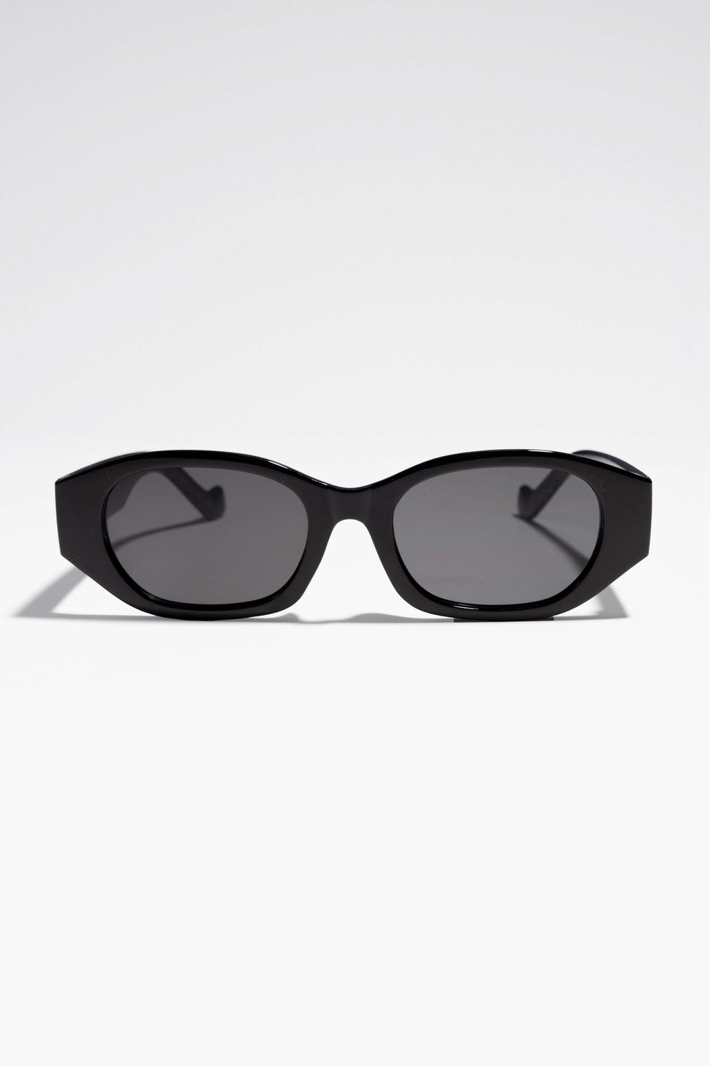 Nicola Sunglasses - Black/Black