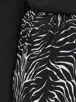 Mille Bukser - rūšiuoti M. hvide ruožą