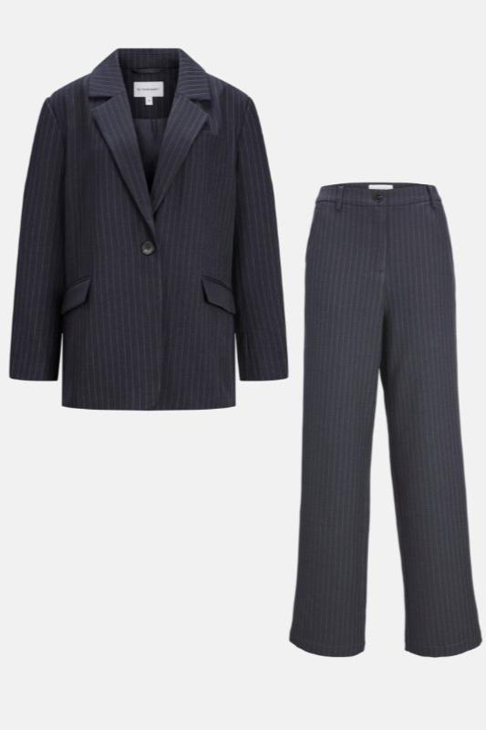 Oversized Suit (Navy Pinstripe) - Package Deal (V.I.P)