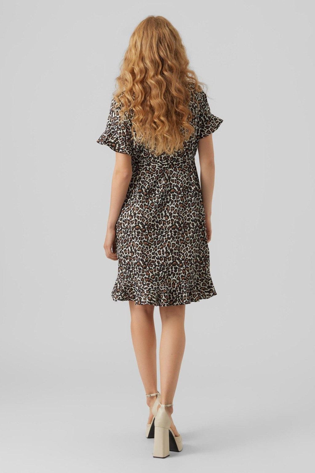 Henna mini įvyniojama suknelė - avižinė dribsniai