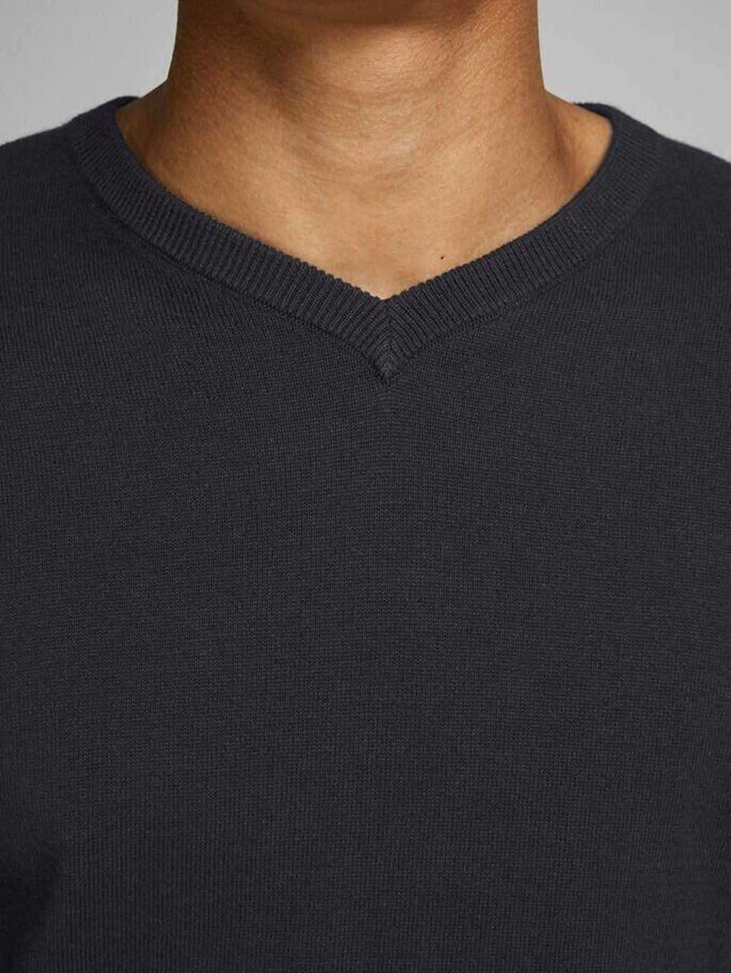 Basic knit v-neck - Black