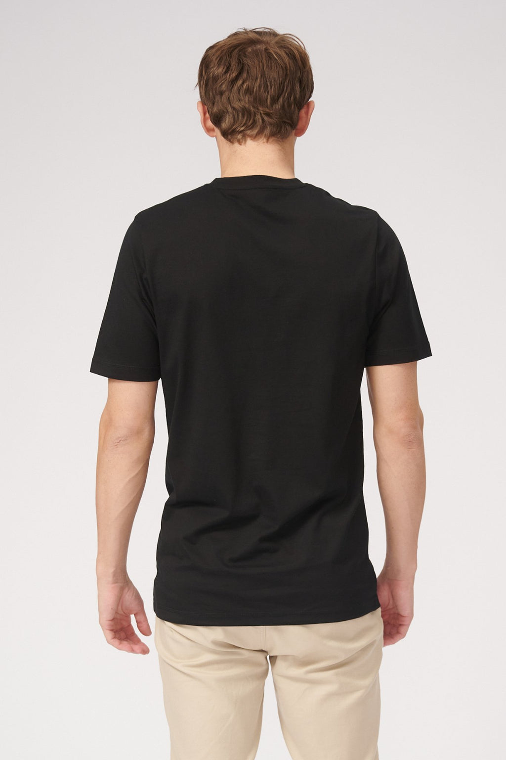 Basic „Vneck“ marškinėliai - juodi