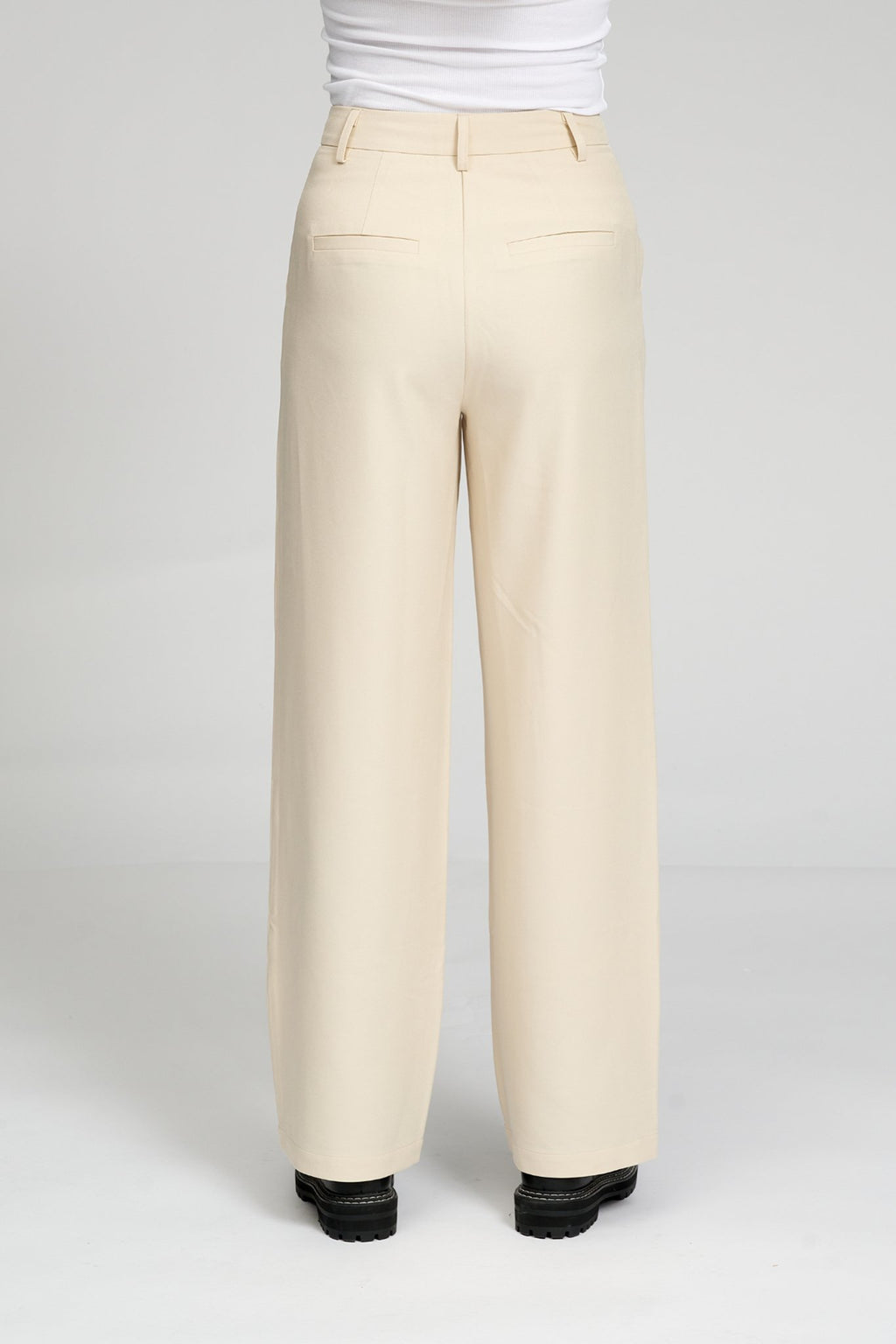 Klasikinis kostiumas Pants - smėlio spalvos