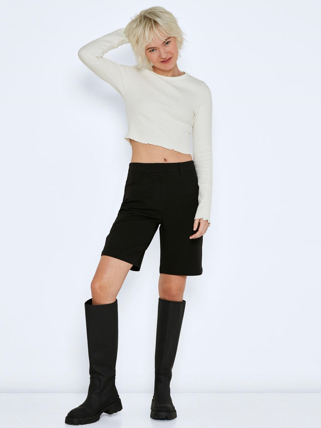 Drew High Waist Wide Shorts - Black