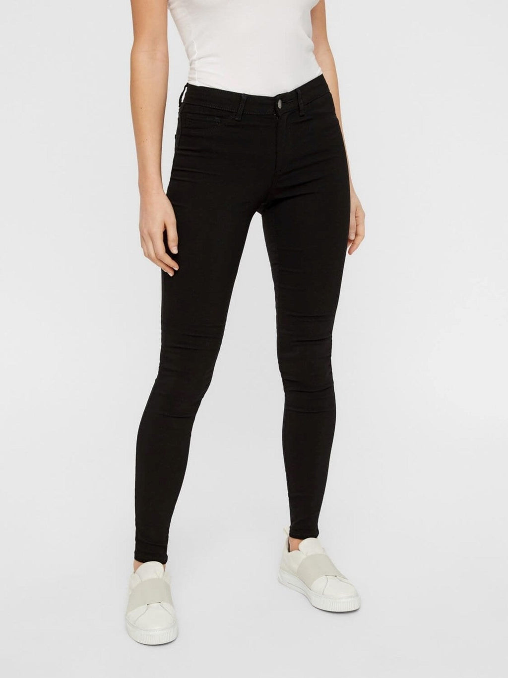 Pieces Jeans - Black (mid-waist)