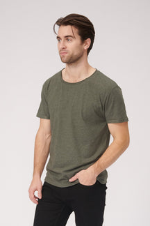 Neapdoroti kaklo marškinėliai - maršietiški žalia