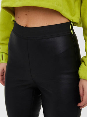 Storm Cut Leggings - Black - TeeShoppen Group™ - Pants - Vero Moda